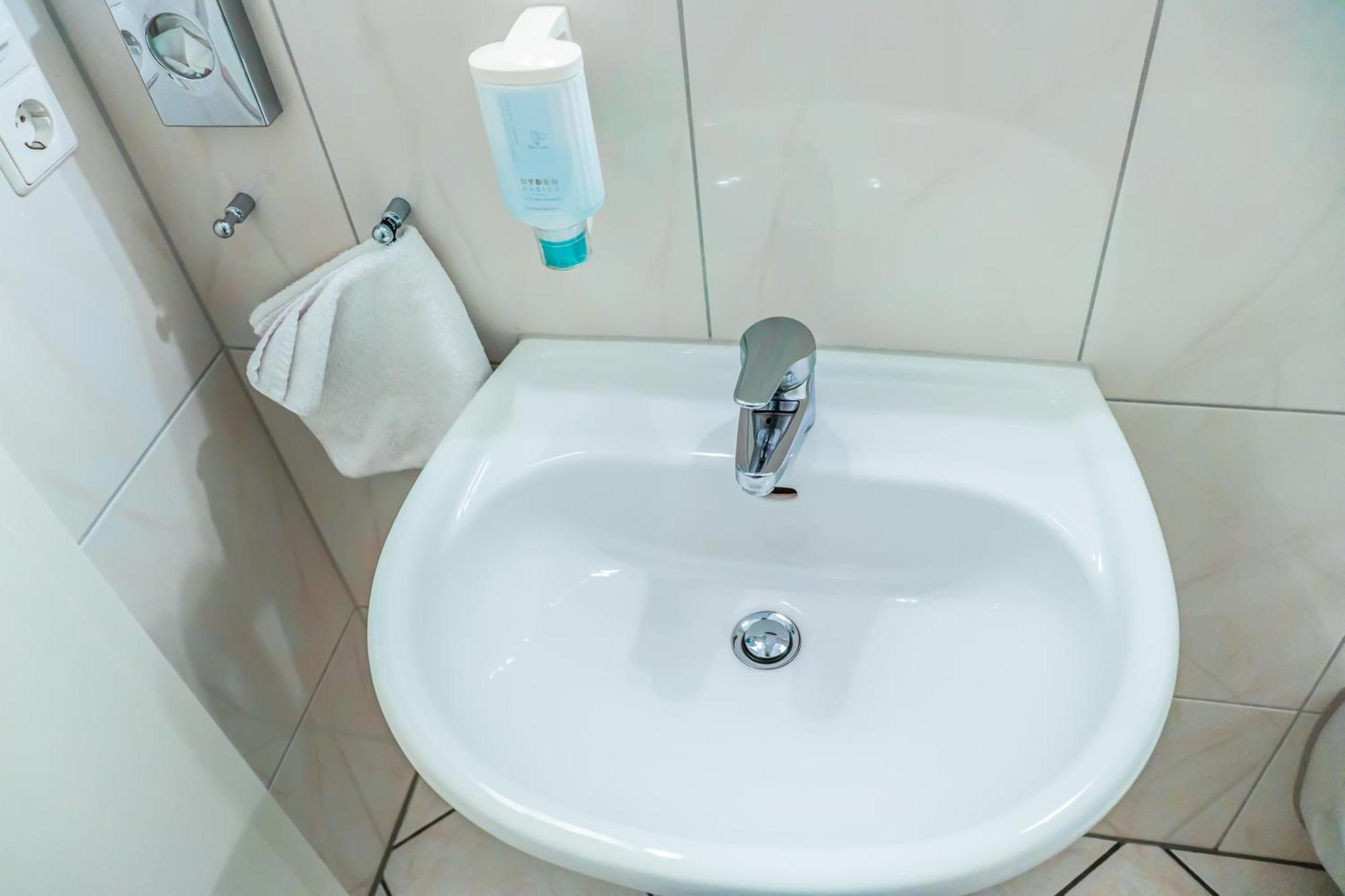 Hotel Muenkel ハノーファー エクステリア 写真