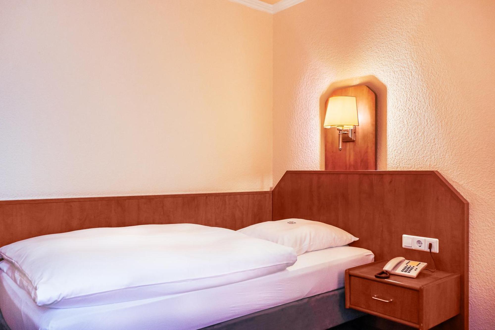 Hotel Muenkel ハノーファー エクステリア 写真